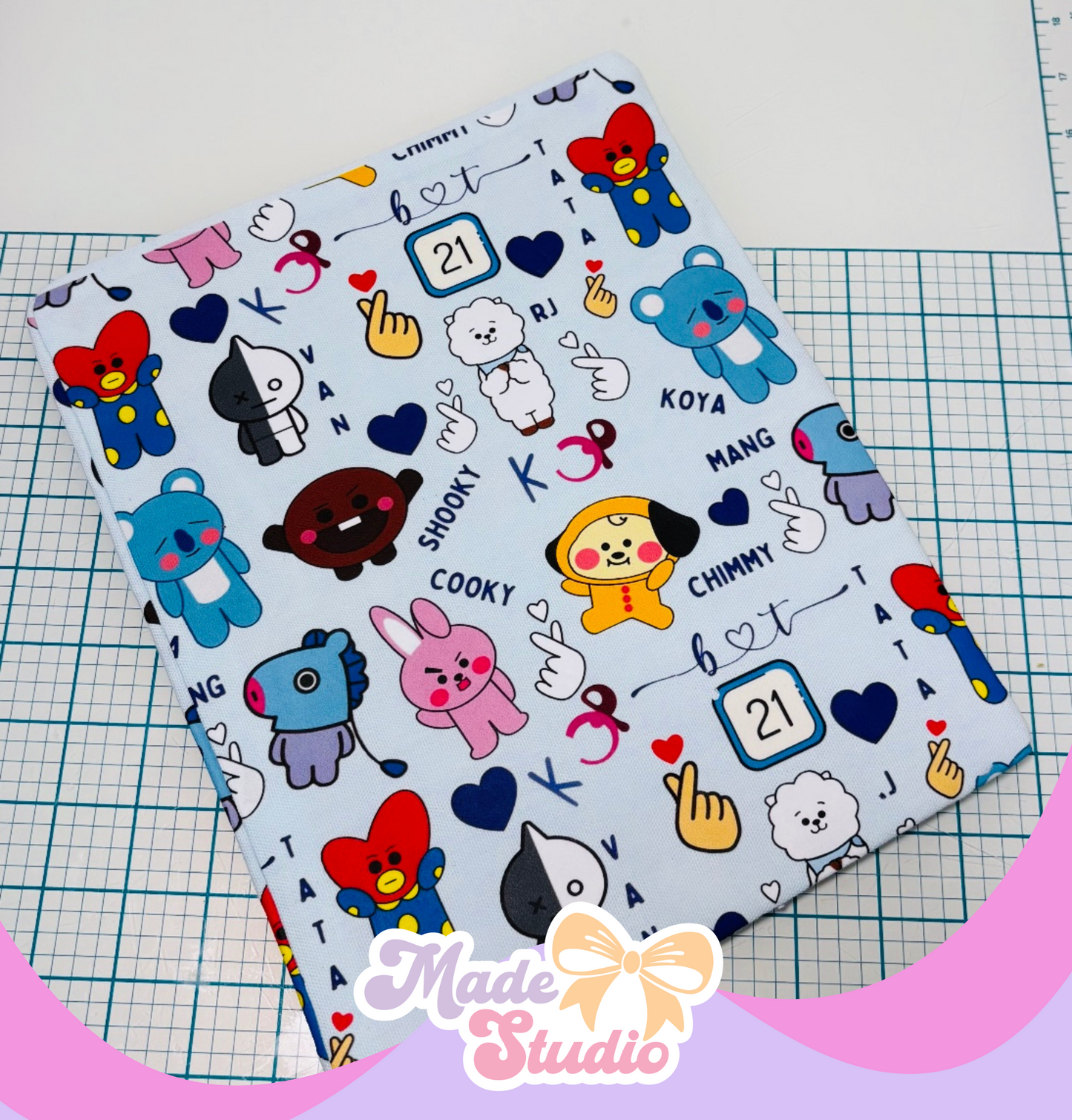 BT21 Booksleeve