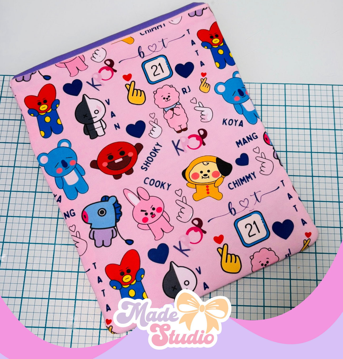 BT21 Booksleeve