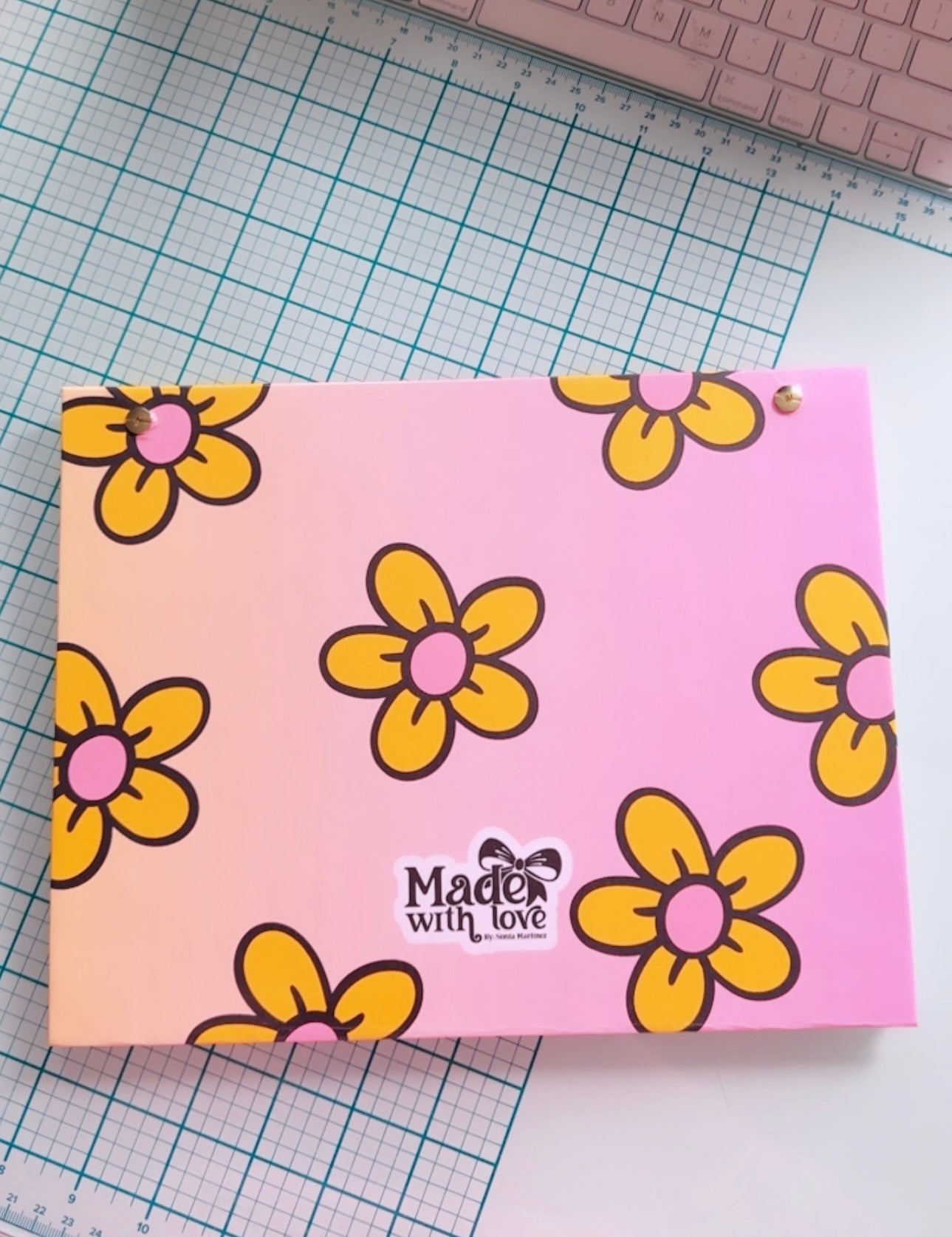 Daisy Weekly planner