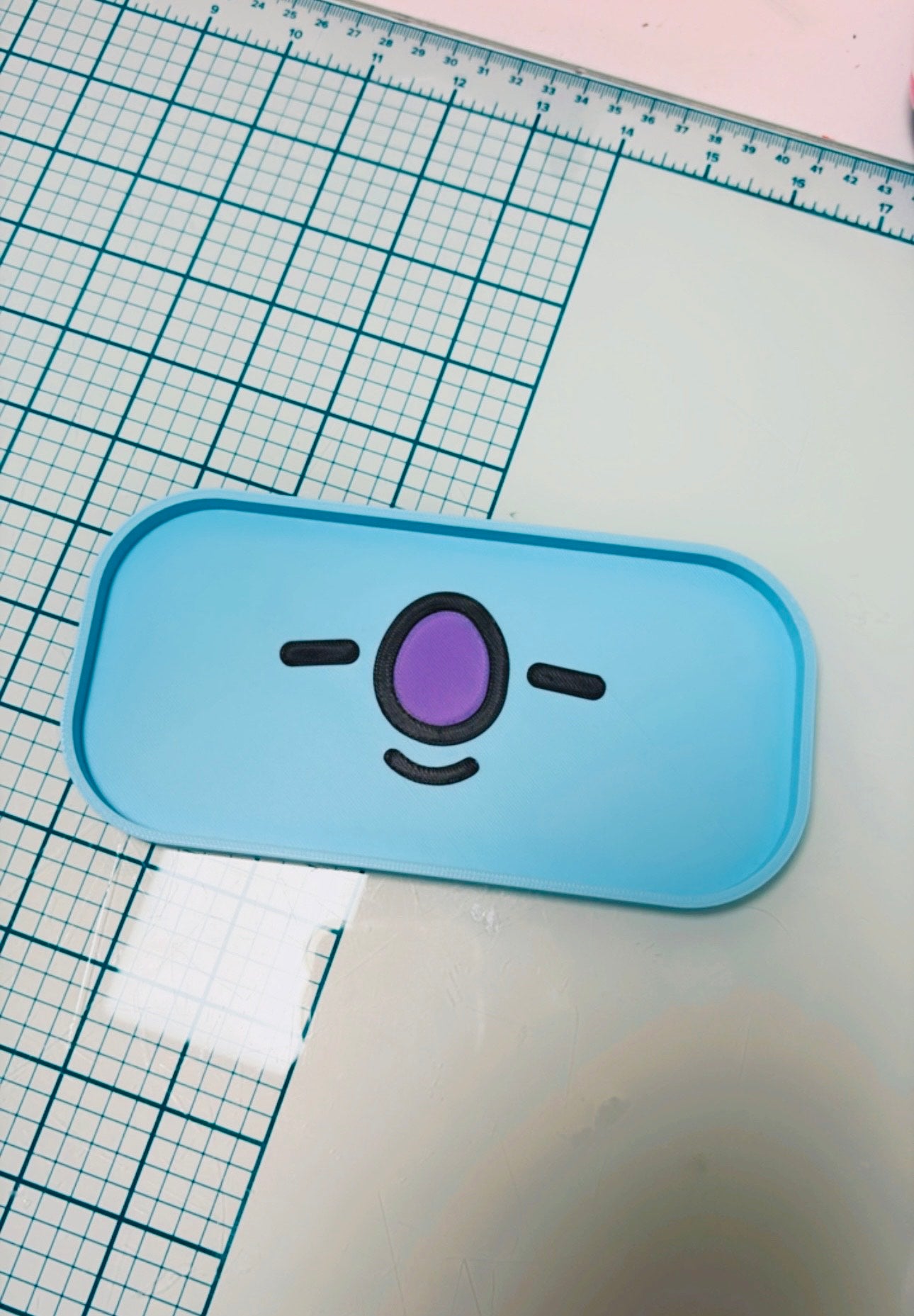 BT21 Sunglasses Tray