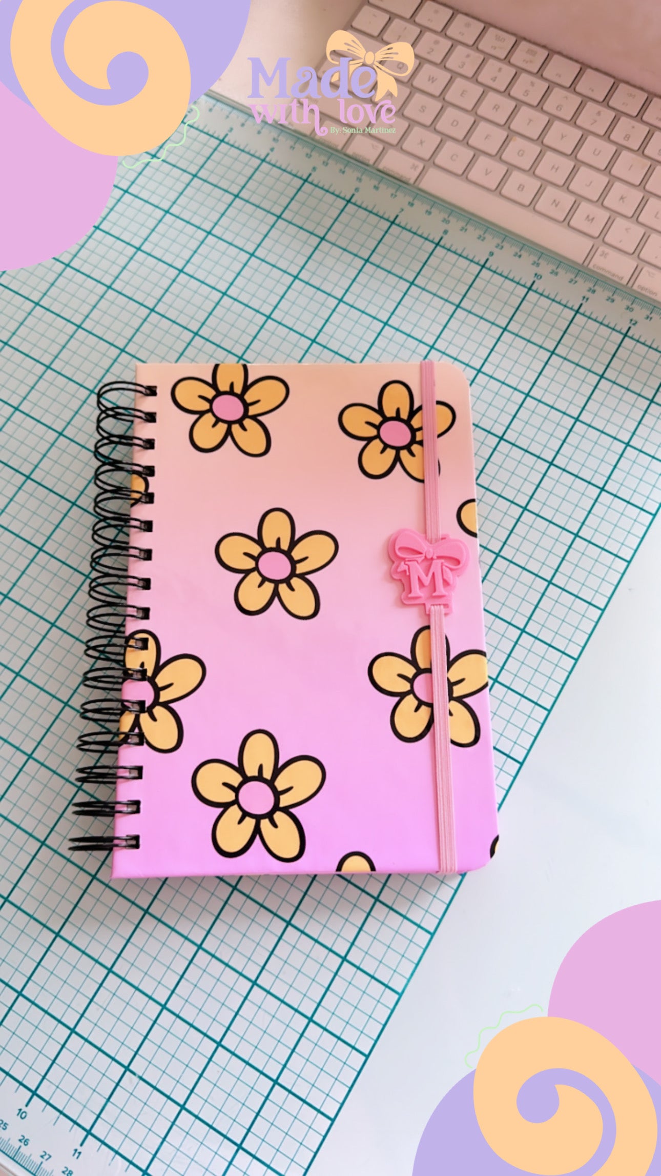 Daisy Notebook